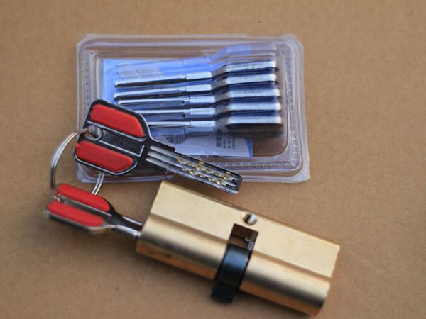 宜宾市24小时上门开锁公司